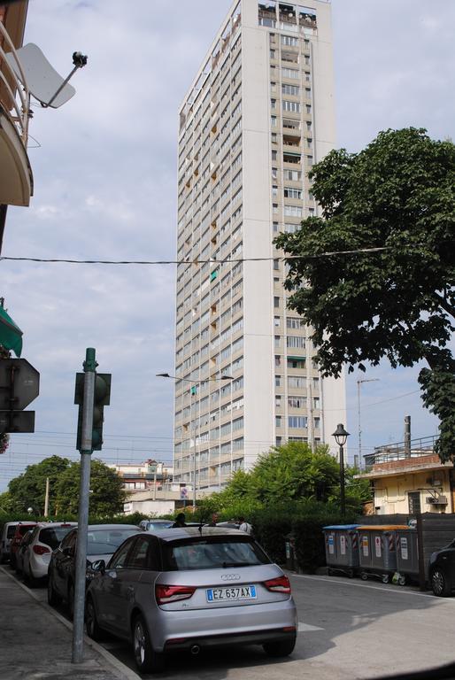 ريميني Federico Fellini Apartment الغرفة الصورة